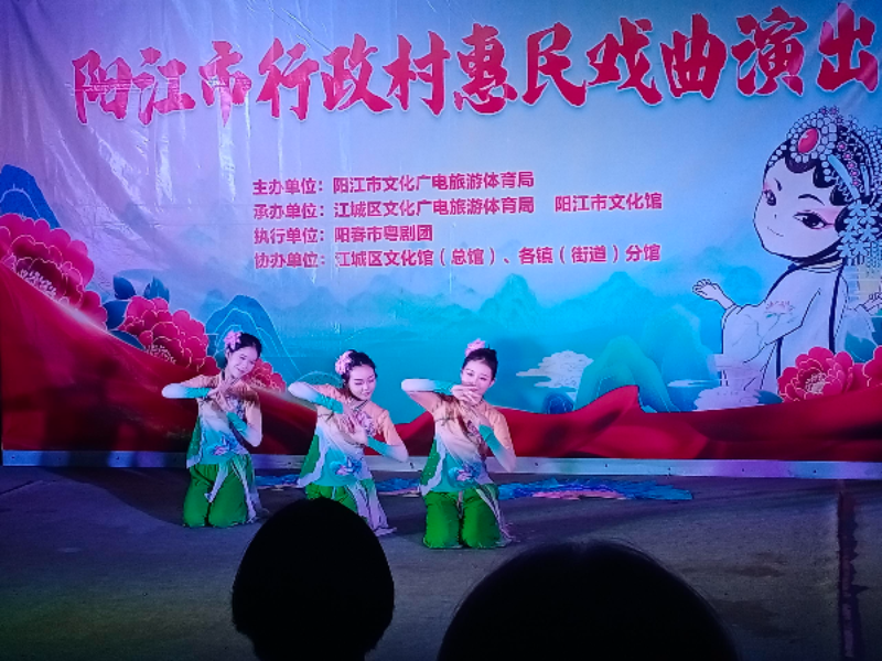 e3c41d3447359d2626147eb85fc18636_compress.jpg